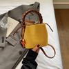 Borsa Secchiello Retrò - Una Piccola Borsa Trendy dal Sapore Classico, Una Borsa a Spalla Singola Crossbody alla Moda.