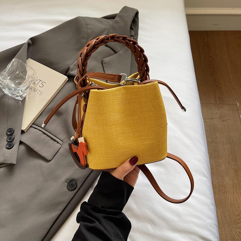 Borsa Secchiello Retrò - Una Piccola Borsa Trendy dal Sapore Classico, Una Borsa a Spalla Singola Crossbody alla Moda.