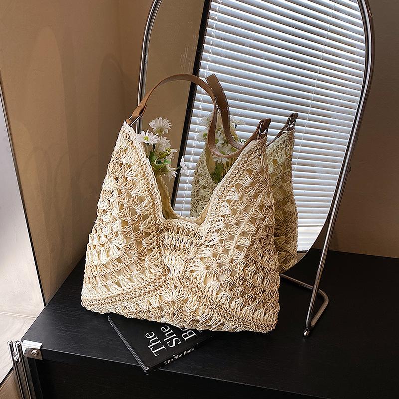 Popular beach bags women's new summer woven bags seaside vacation straw bags shoulder armpit bags