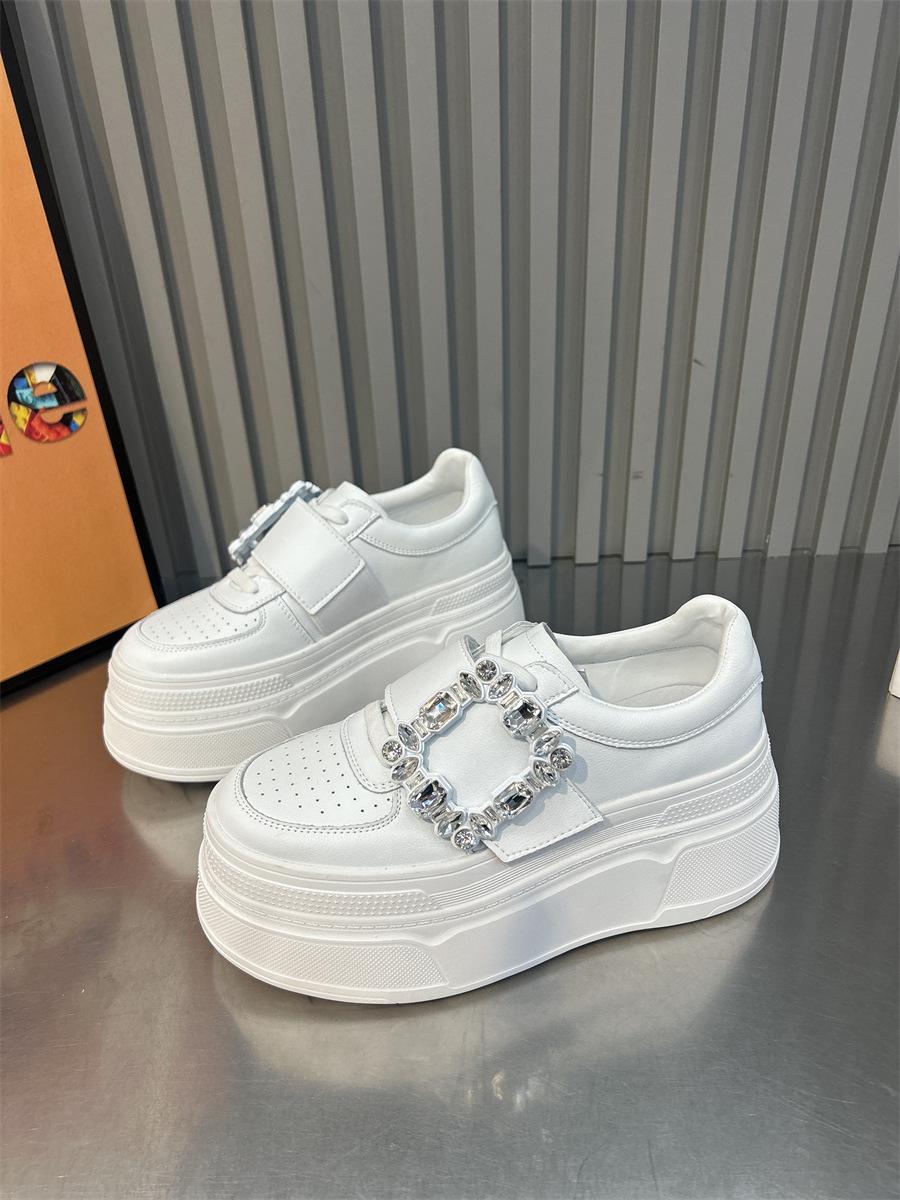 

Туфли на платформе с квадратной пряжкой и стразами на липучке, белые, женские, 2024, новые, дышащие, на шнуровке, повседневные спортивные туфли 40 белый