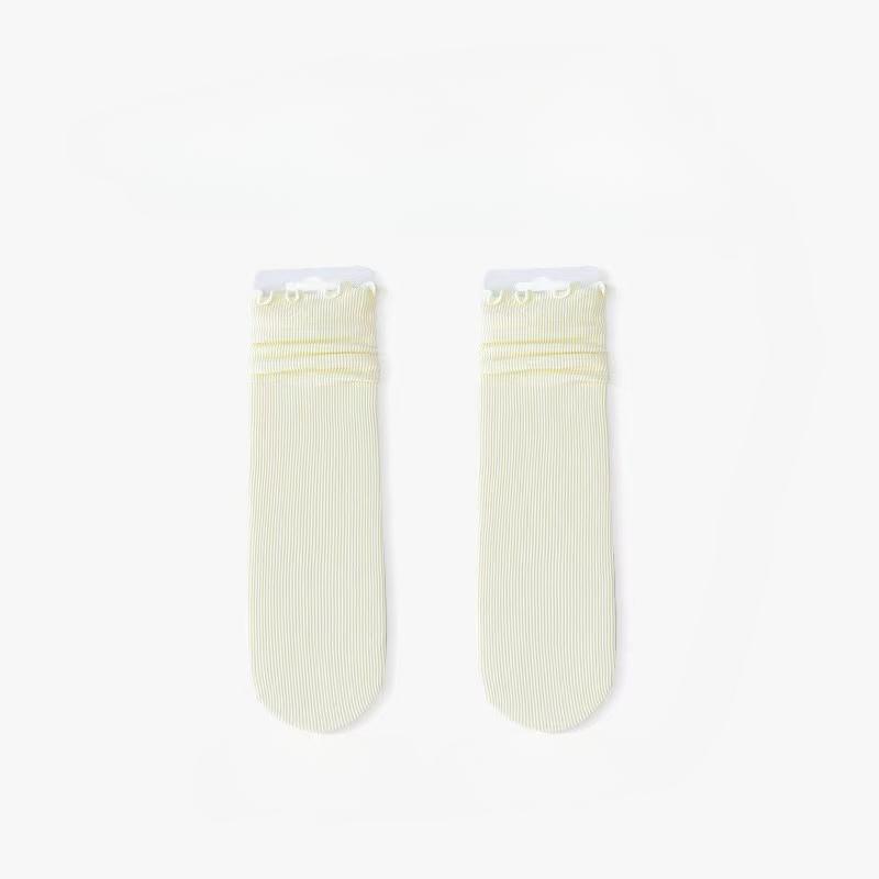 Cotton Breathable Women Socks Harajuku Retro Streetwear Solid Black White Socks Women Japanese Kawaii Cute Frily Ruffle Socks