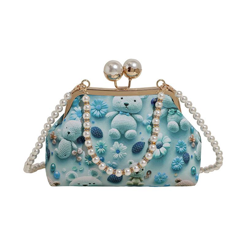 Niche Portable Small Bag Women's Summer New Pearl Chain Shoulder Bag Fashion Messenger Shell Bag