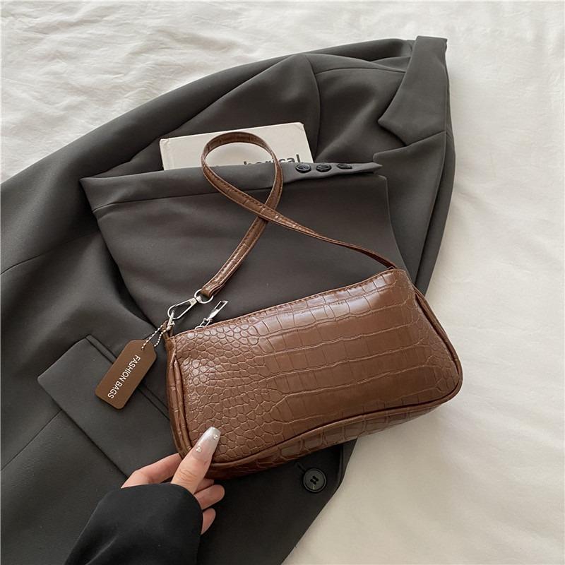 Fashion women's bag texture popular bag new trendy women's bag summer crossbody versatile underarm bag