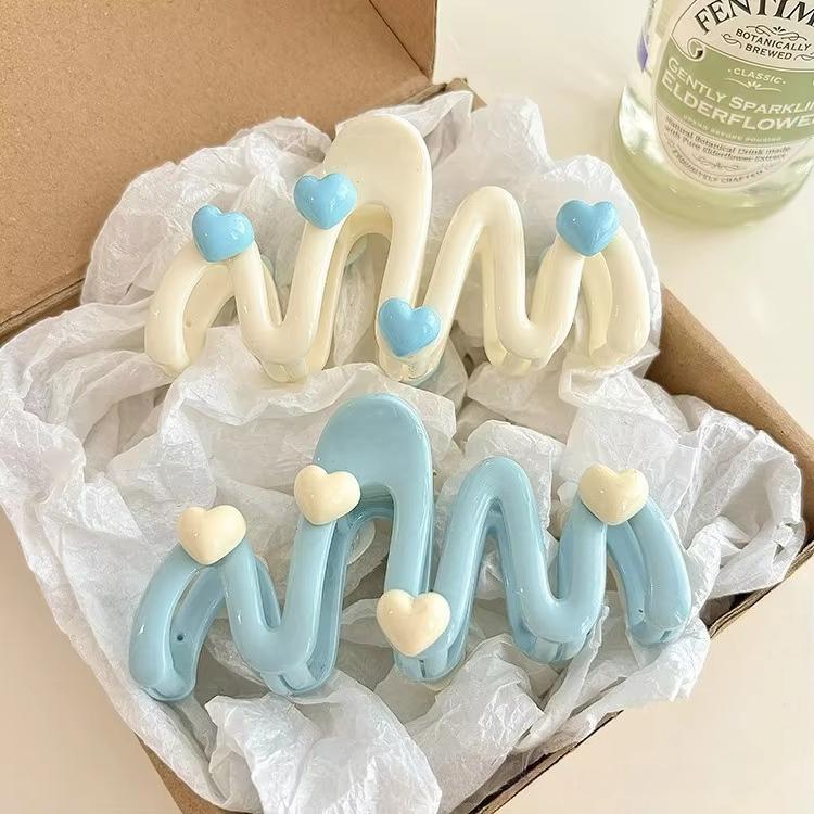 Blue Heart Wave Shaped Hair Claw Cream Color Clips for Women Sweet Cute Irregular Shark Clip Large Ponytail Clip Hairpins 11CM