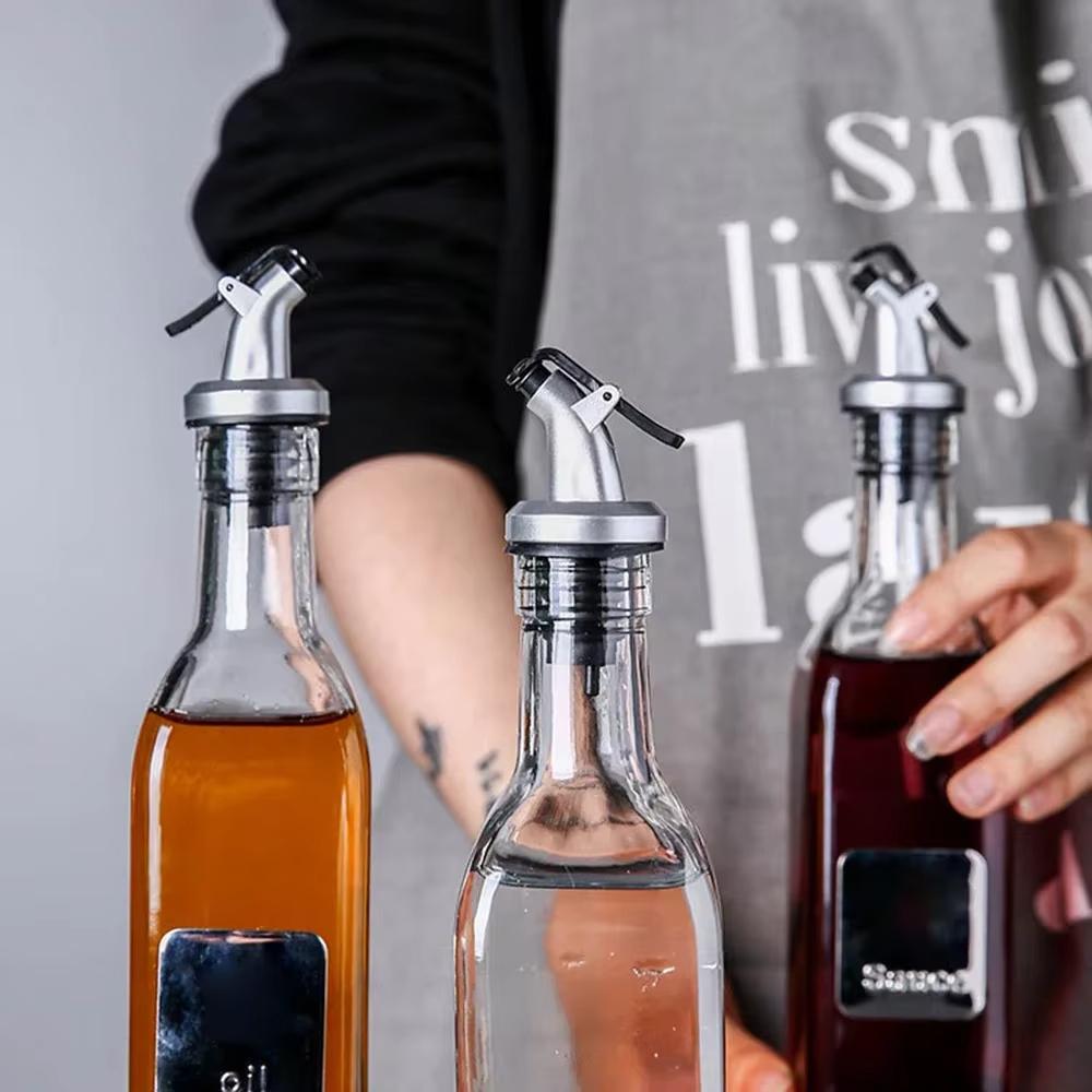 3pcs Oil Bottle Stopper Controllable Sealing Oil Bottle Nozzle Seasoning Soy Sauce Vinegar Bottles Mouth Stoppers No Oil Leakage