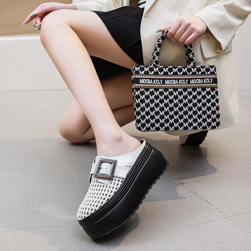 Baotou woven model without heel half support, new women's buckle solid color thick-soled slippers in summer 2025, simple and trendy