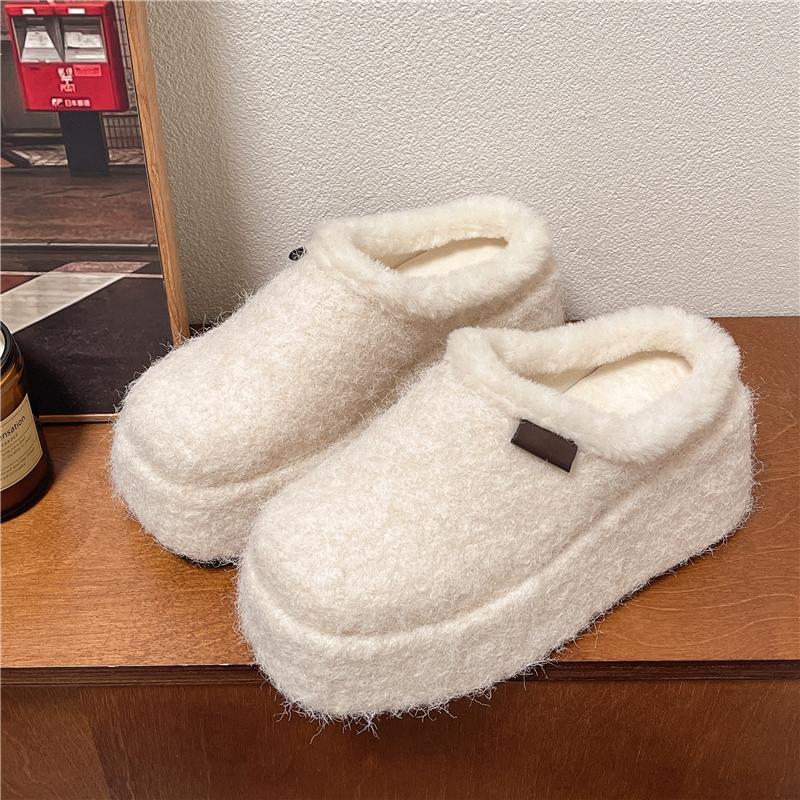 

модные меховые балетки на платформе женские хлопковые тапочки модная обувь 2025 тренд зимние короткие плюшевые шлепанцы с открытой пяткой повседневные женские туфли 40 белый