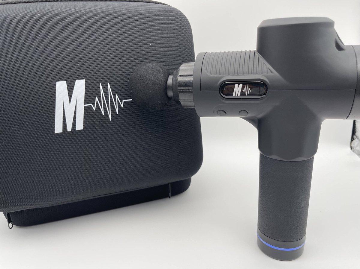 

Масажний пістолет Mvolo® Pro - 30 швидкостей - Масаж глибоких тканин - 6 насадок - Портативний - Акумуляторний