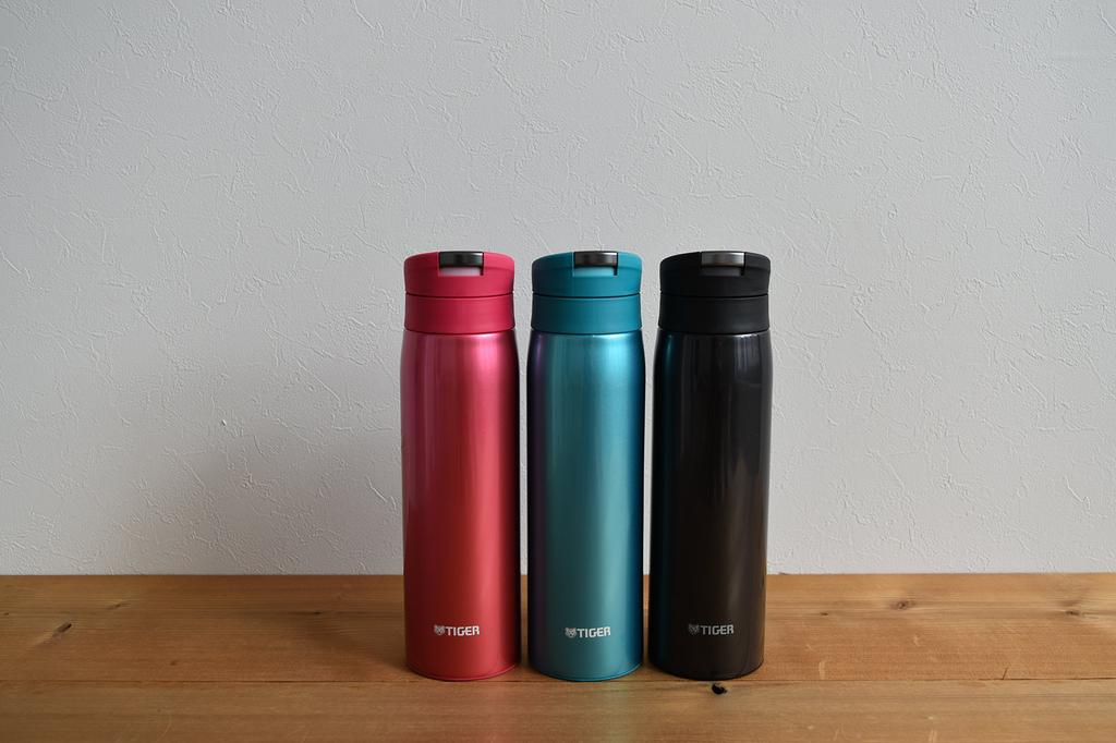 Tiger MCX-A050-KL 500ml Stainless Steel Mini Water Bottle, Direct Drinking, Auto-Lock, Sahara Mug, Lightweight, Dream Gravity, Lamp, Black