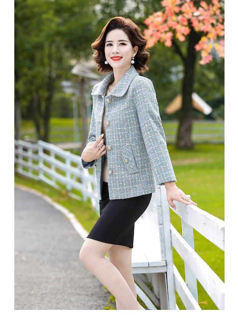 Mom's 2024 Fashionable Short Jacket: Spring & Autumn Style for Middle-aged & Elderly Women