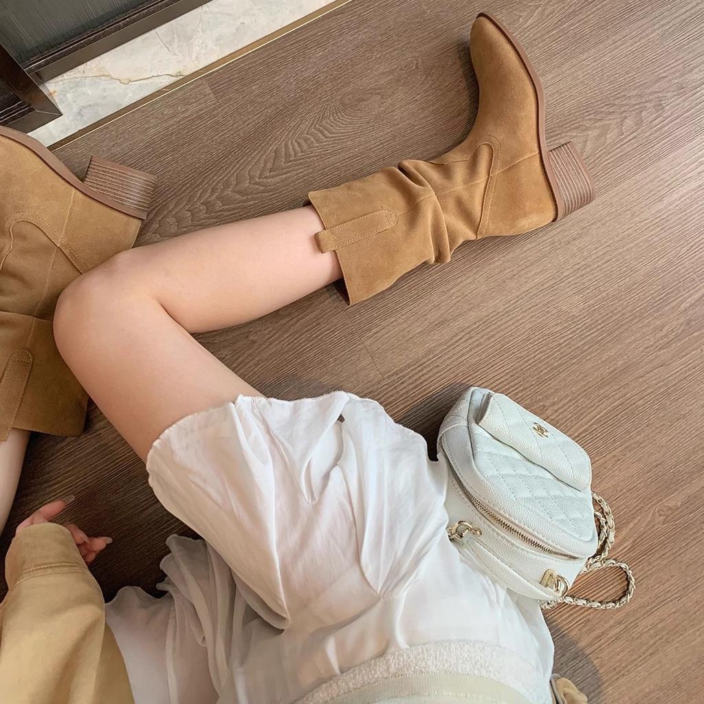 Cowhide grape mother with the same height increase of 8cm Korean round head V mouth thick heel thin pile short boots female western cowboy boots