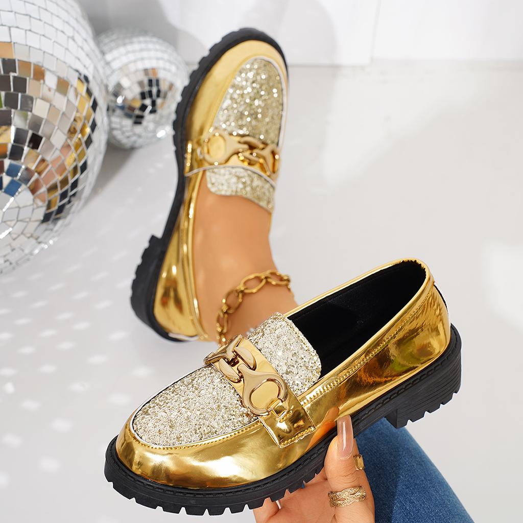 Fashion Women Loafers Plus Size Luxury Sneakers Women Spring Summer Comfort Slip on Flat Shoes Chain Platform Leather Casual Shoes Woman