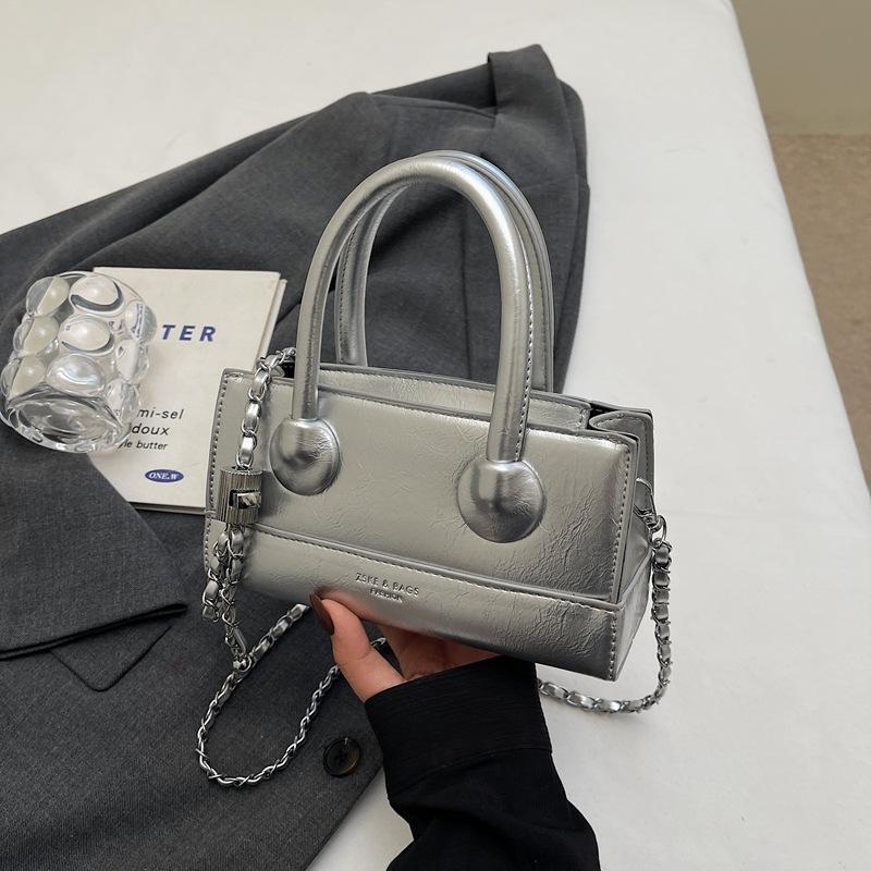 New fashion niche popular chain tote bag portable shoulder crossbody trendy women's bag