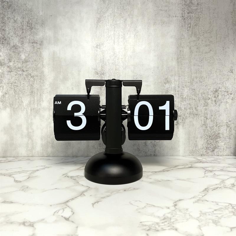 Vintage Flip Page Clock Automatic Page Turning Quartz Time Clocks Decor for Home Bedroom Office Desktop Decoration Drop