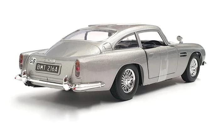 MOTORMAX Měřítko 1/24 Aston Martin Bond Car Kovová stavebnice, ASTON MARTIN DB5 COUPE 1965, z filmu 007 Goldfinger (stříbrný) [Paralelní import]