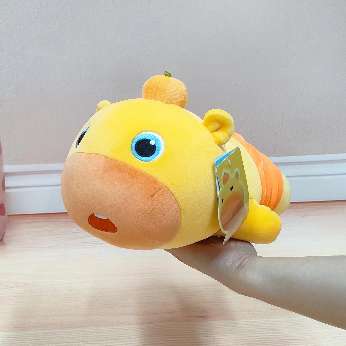 

Duoduoai Capybara Lulu Plush Toy: Cozy Companion Pillow & Internet Favorite Gift for Kids See color description