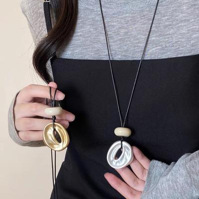 Simple Geometric Irregular Pendant Necklace Women's Light Luxury Niche High-end Sweater Chain Long Versatile Accessories