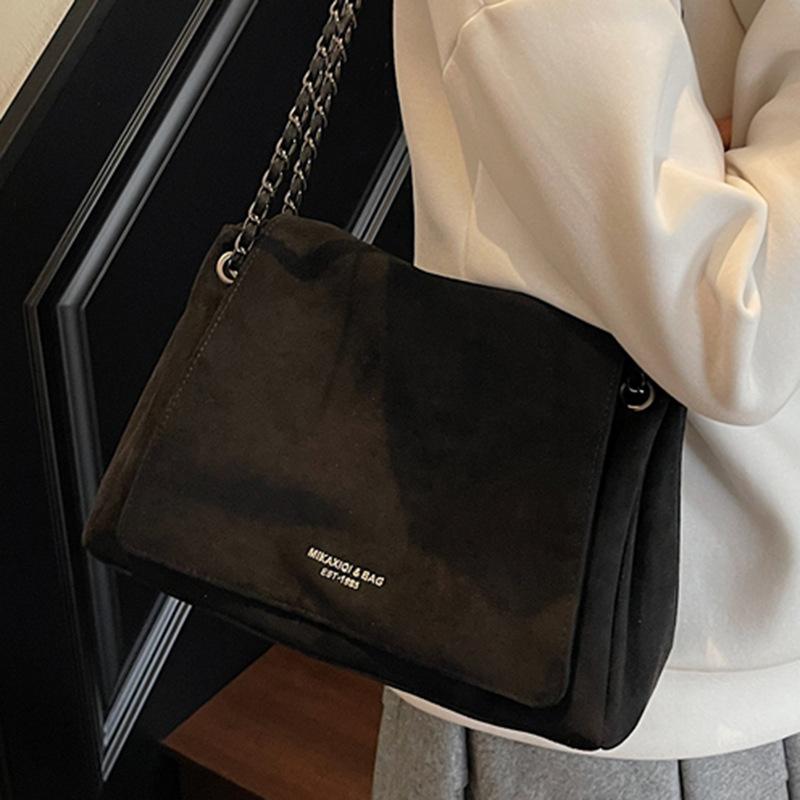 დიდი ტევადობის ჩანთა ქალის ჯაჭვი ზაფხულის მოდის ტოუტ ჩანთა მაღალი გარეგნობის დონე ერთ მხარზე გადასაკიდი ჩანთა