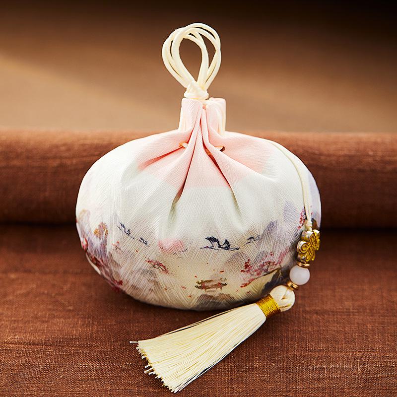 Dragon Boat Festival Lucky Sachet and Coin Pouch - Hanfu Car Pendant and Small Gift.
