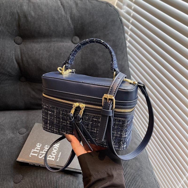

Woolen bag women s spring and summer new fashion shoulder messenger bag niche design high-end box bag темно-синий