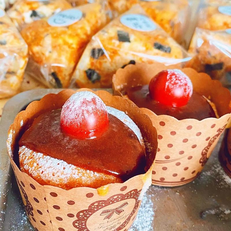 50pcs, Cake Baking Cup, Cupcake Moulds Paper, Mousse Cupwith Cover Baking Catering Container, Cake Cup, Muffin Cup