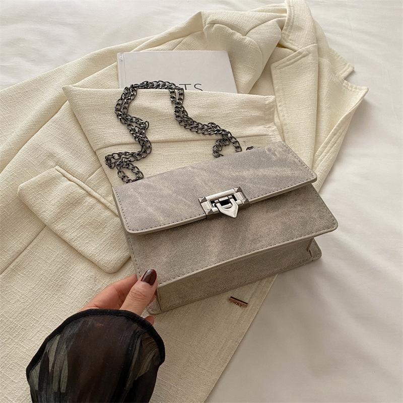 

Сумка-мессенджер с ретро-текстурой женская 2025 года, квадратная сумка на цепочке, сумка через плечо в иностранном стиле, прилив серый