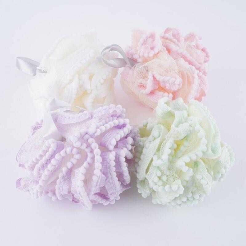 1 random soft foam shower ball