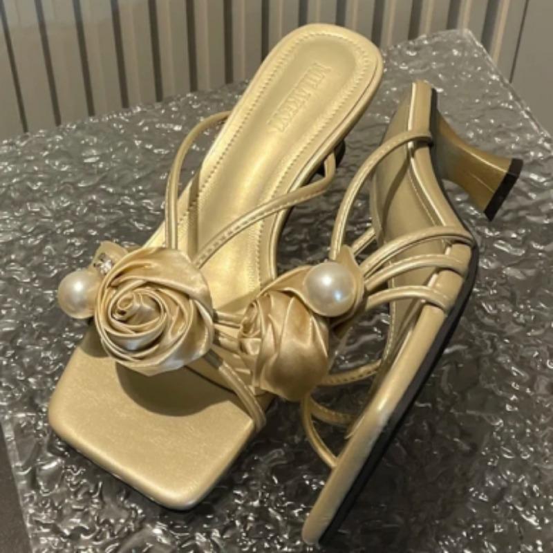 Summer New Square Head Pearl Thin Strip Flip-flops Women Fashion Flower Temperament Thin Heel Sandals