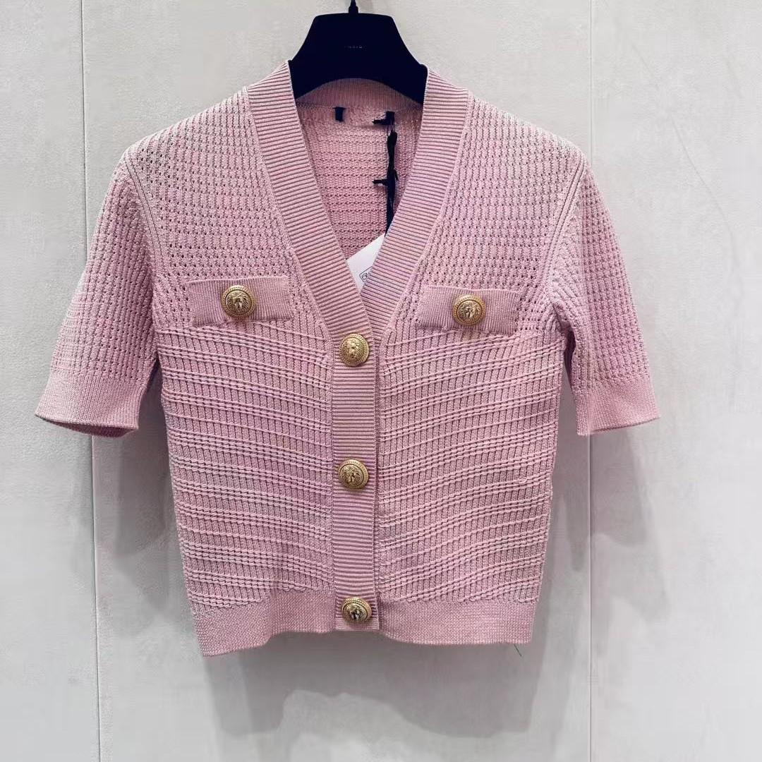 

2025 B Brand French V-Neck Metal Buckle Slimming Knitted Cardigan - Short Sleeve Medium