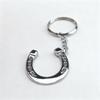 1 ks Kreativní malý dárek Ornament kopyta koně Přívěsek Módní a minimalistický Talisman Podkova Zlatá klíčenka