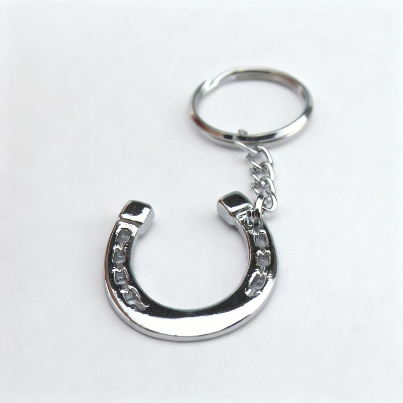 1 ks Kreativní malý dárek Ornament kopyta koně Přívěsek Módní a minimalistický Talisman Podkova Zlatá klíčenka