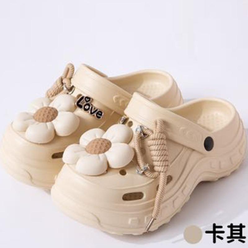 New hole shoes women's indoor and outdoor stepping on shit feeling comfortable and breathable eva slippers thick-soled slippers wholesale