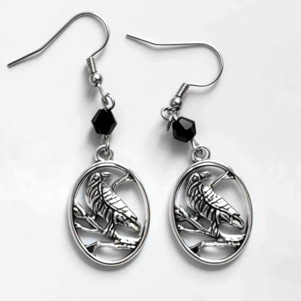 Pendientes Largos Retro Góticos Color Plata El Ojo de Horus Calavera Murciélago Cuervo Mariposa Gato para Mujeres Joyería de Fiesta de Halloween Regalos