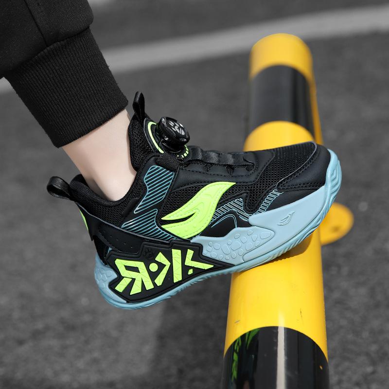 Boys' sports shoes 2025 spring and autumn new mesh medium and older children's running shoes rotating buckle breathable children's basketball shoes
