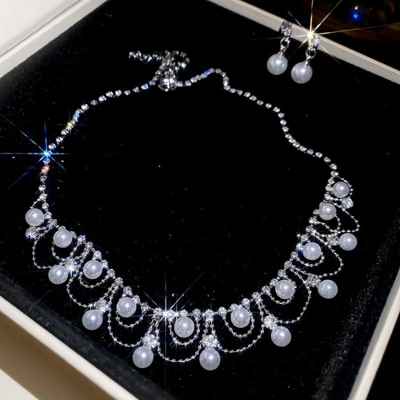 French lace pearl necklace stud earrings set light luxury retro celebrity elegant dinner dress temperament jewelry women
