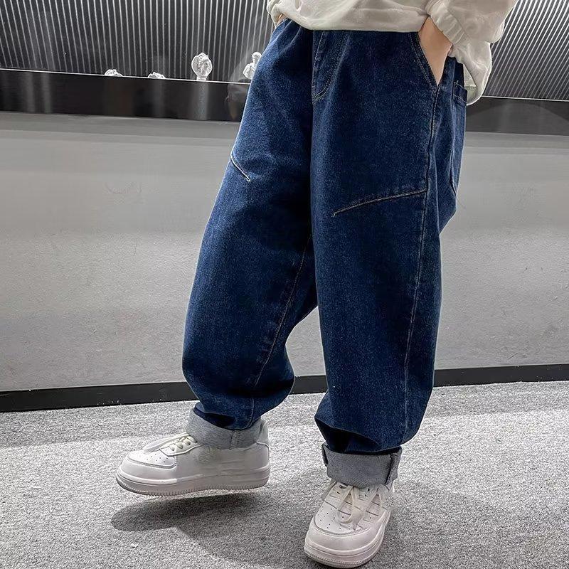 Kinderhosen für Jungen Kinderjeans für Jungen Neue Jungenbekleidung Hosen Locker Sommerkleidung Teenager Ripped Jeans