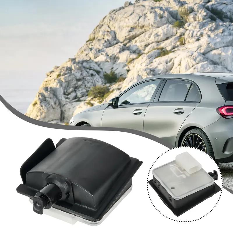 1pcs Black Fuel Flap Release Actuator Motor For Mercedes W177 A-Class OEM Number A0008206012 A0008204409 Car Accessories