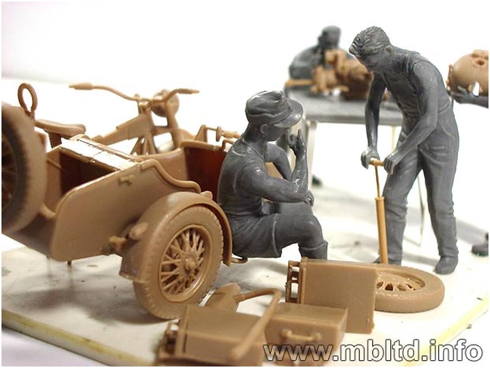 Master Box German Motorcycle Maintenance Scene with Sidecar and Set of 4 Plastic Models MB35060 1/35 Accessories,