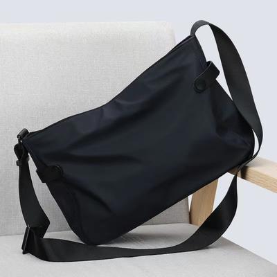 New Casual Bag Simple Shoulder Bag Men's and Women's Bags Sports Waterproof Bag Korean Version High-end Messenger Bag Casual Large Capacity