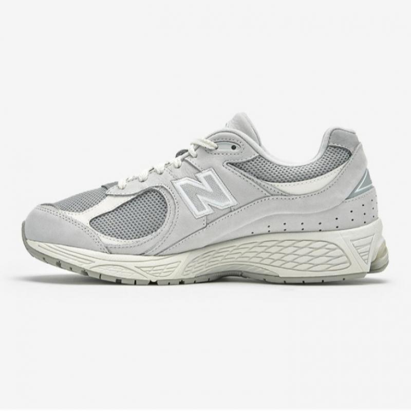 New Balance Sneakers U2002rap