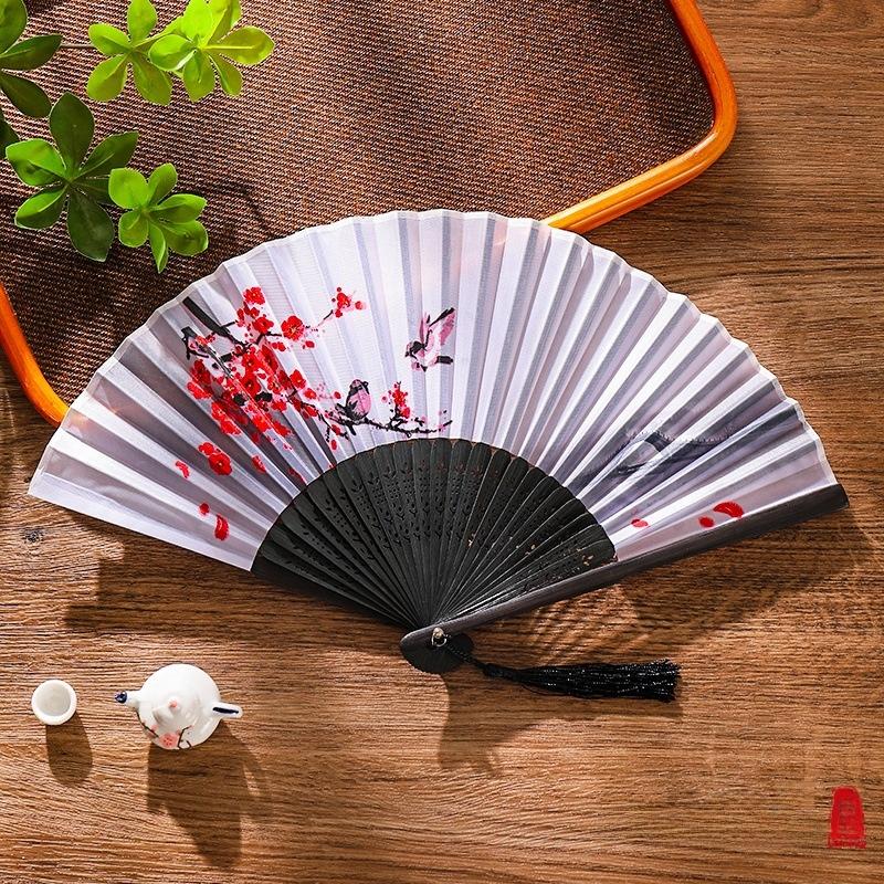Traditional Chinese Sle Hand Fan Women's Qipao Dance Fan Portable Summer Small Foldable Fan Silk Material Bamboo Frame