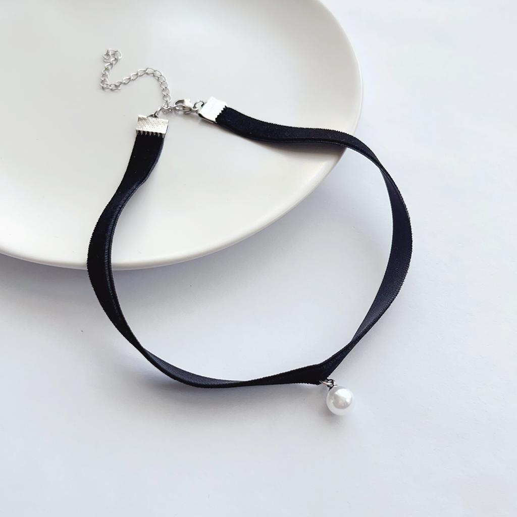Vintage allgleiches Temperament schwarzes Samtband falscher Perlenanhänger Halsband Halsband Halsbandkette Damen