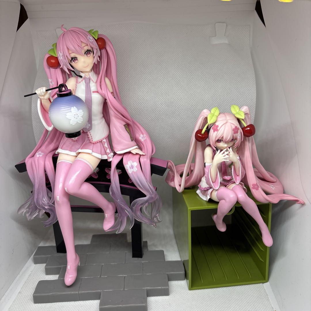 

[USED] Sakura Miku Noodle Stopper Lantern AMP 2023 Figure