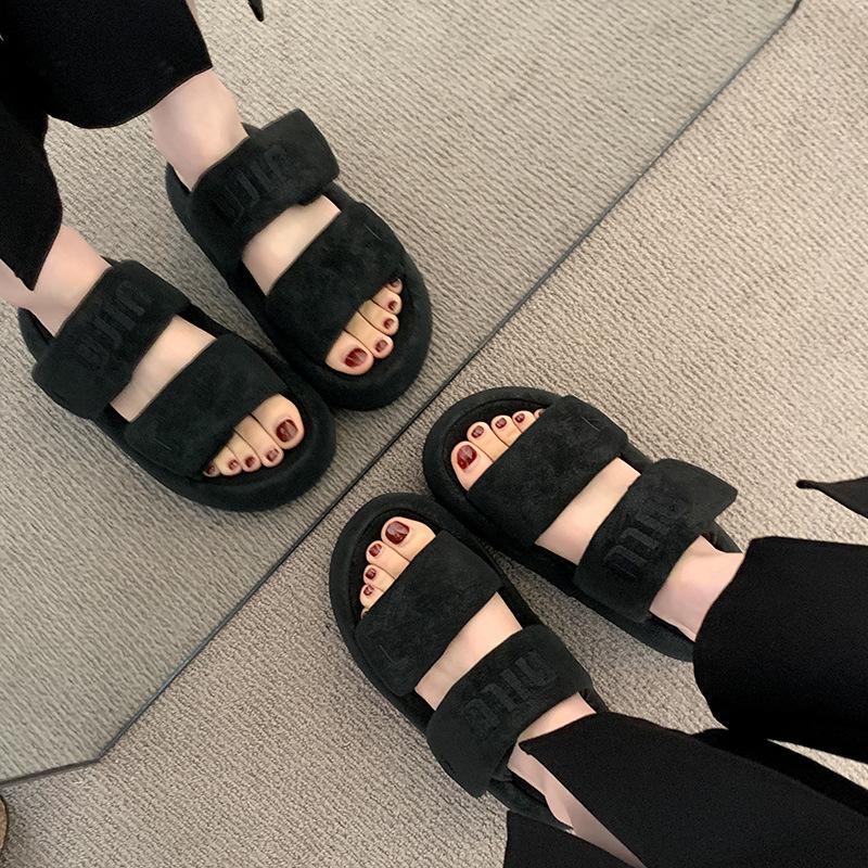 2025 New Platform Slippers Women's Outer Wear with Skirt Cool Slippers Fashionable Versatile Sandals One-word Slippers Women