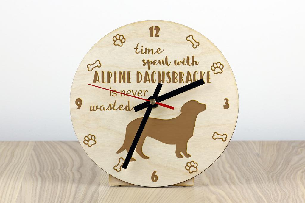 Alpenländische Dachsbracke - Uhr mit Hund, Holzuhr mit Gravur, personalisierte Uhr von Art-Dog
