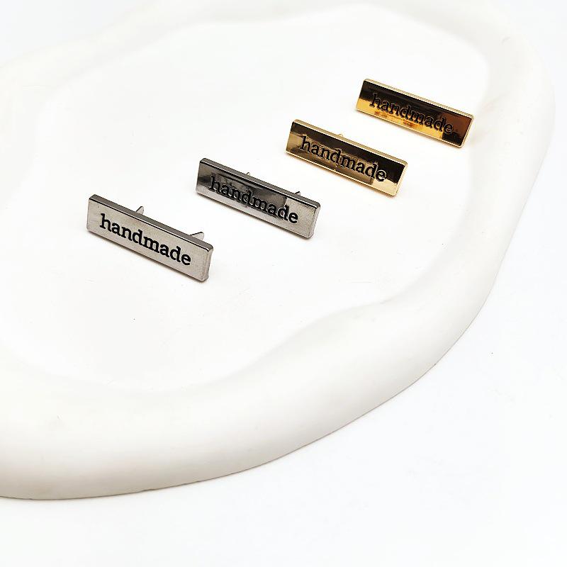 DIY Handgemachte Metalletikett-Einsteckkarten für Schmuck- und Kleidungsverpackungen