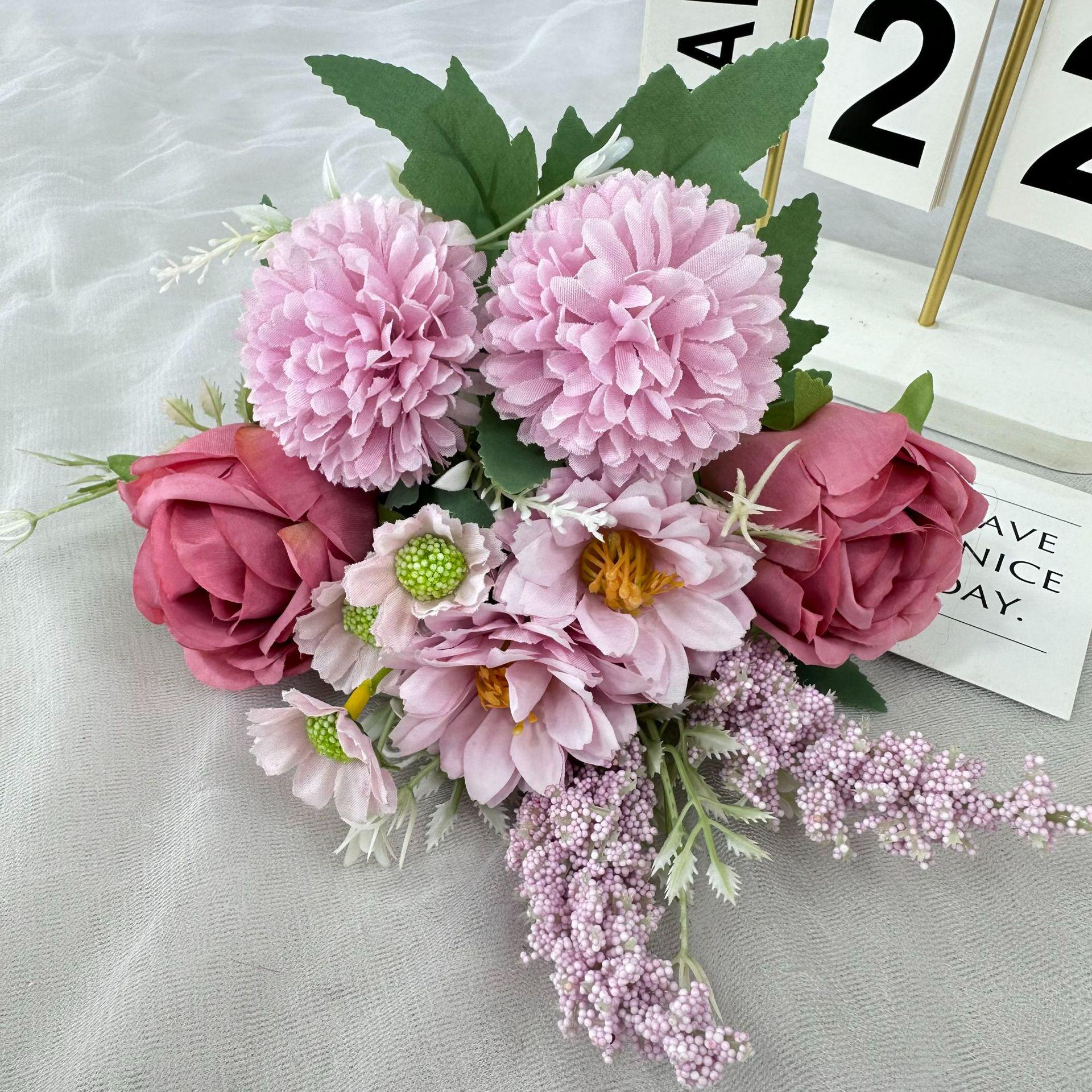 

Искусственный букет из роз и колосьев риса для домашнего декора и свадебного реквизита