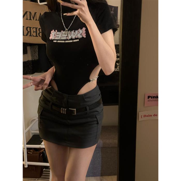 

Spice girl waist chain one-piece T-shirt women s summer fashion design temperament fried street slim short sleeve new top trendy S чёрный