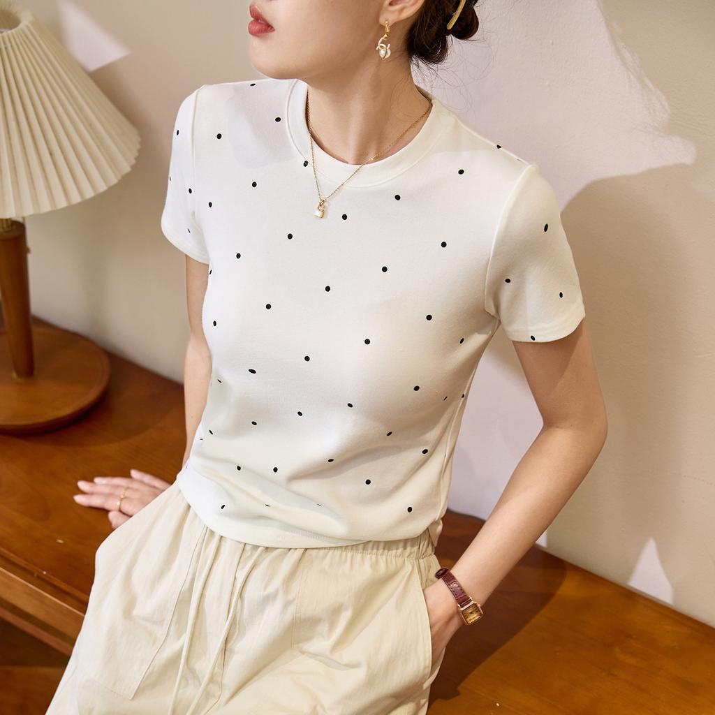 Age-reducing Polka Dot T-shirt for Women In Summer Short-sleeved Versatile Korean Style Top