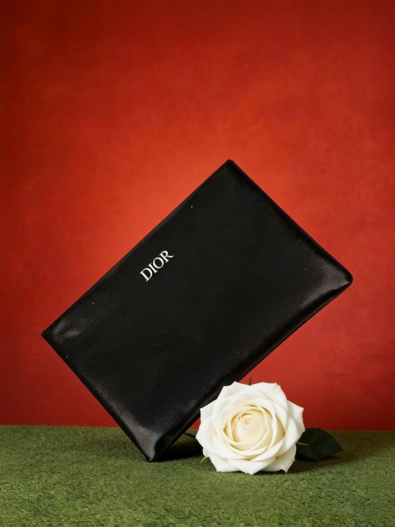 Dior Bolsa de Maquillaje Cosmética de Cuero Negro